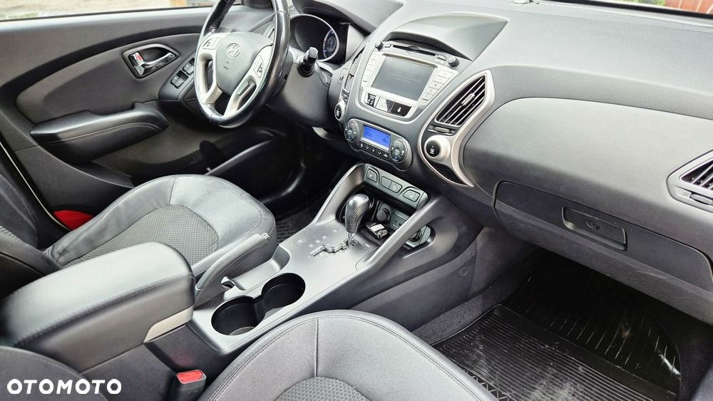 Hyundai ix35 2.0 CRDi 4WD Automatik Premium - 35