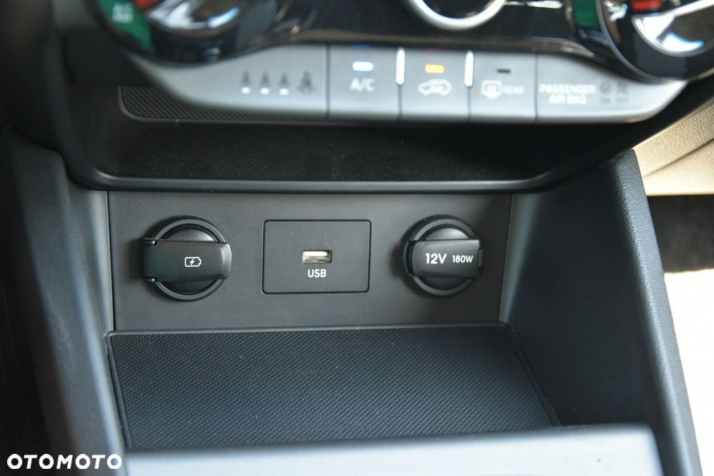 Hyundai Kona - 28