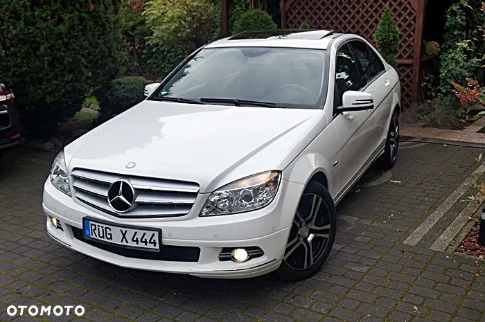 Mercedes-Benz Klasa C 180 BlueEFFICIENCY Avantgarde - 1