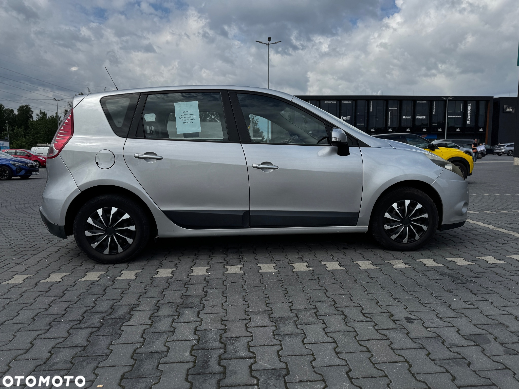 Renault Scenic 1.5 dCi Avantage - 17