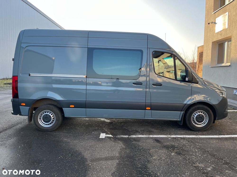 Mercedes-Benz Sprinter - 5