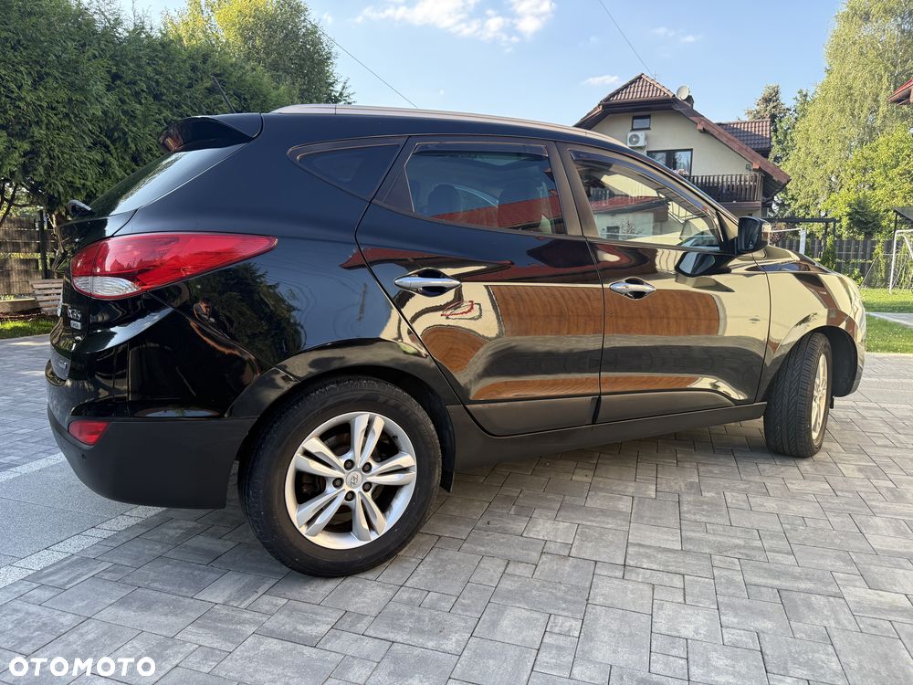 Hyundai ix35 2.0 CRDi 4WD Premium - 4
