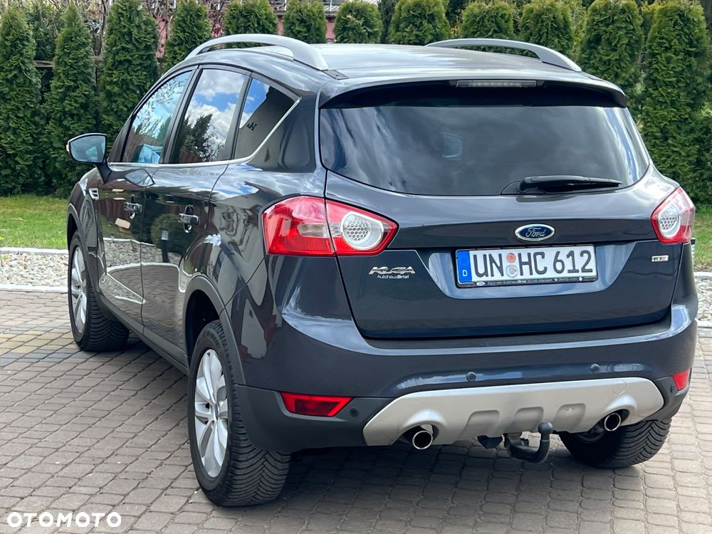 Ford Kuga - 10