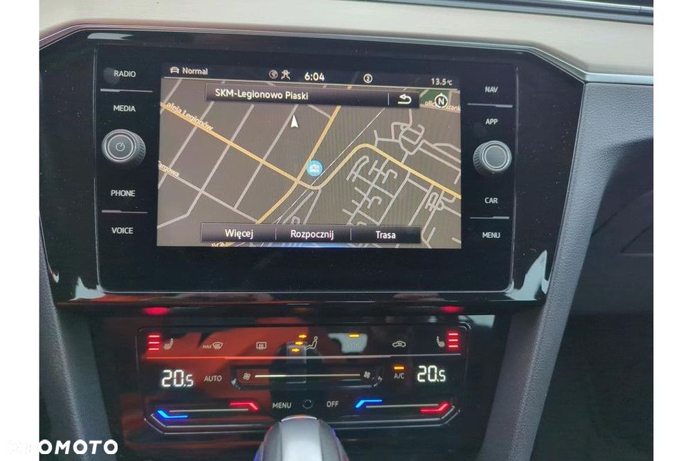 Volkswagen Passat Variant 2.0 TDI EVO Elegance DSG - 11
