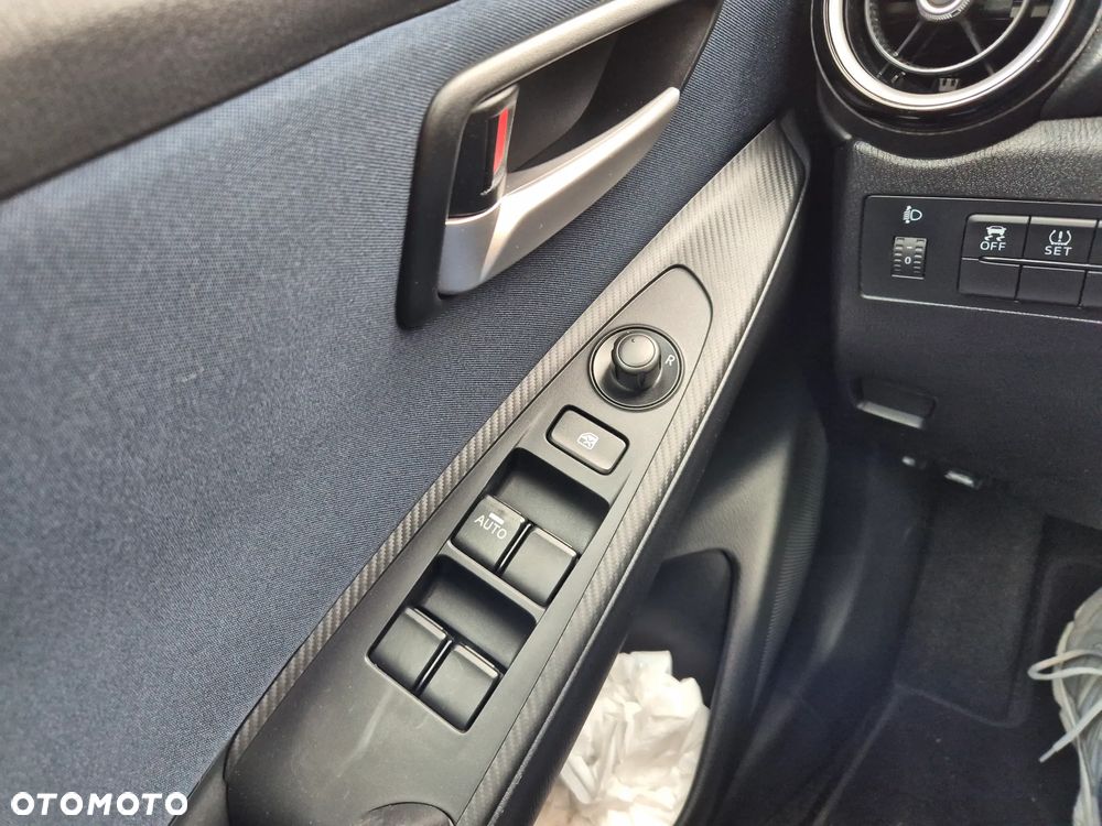 Mazda 2 SKYACTIV-G 90 Exclusive-Line - 11