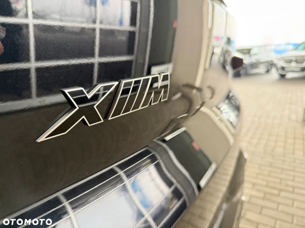 BMW XM - 6
