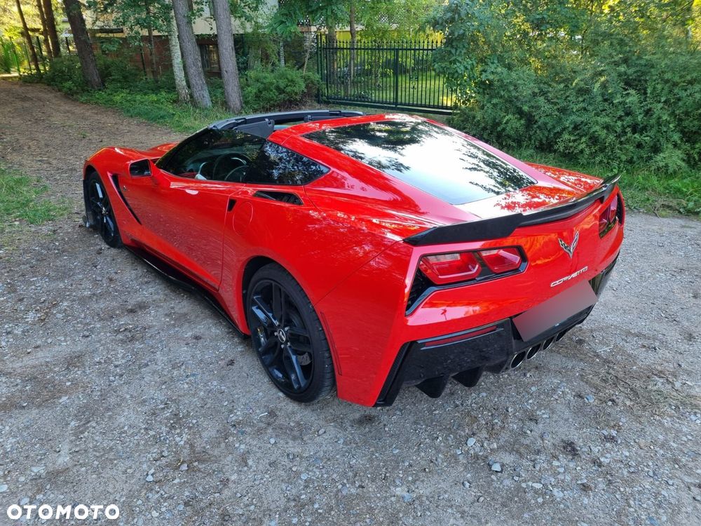 Chevrolet Corvette - 35