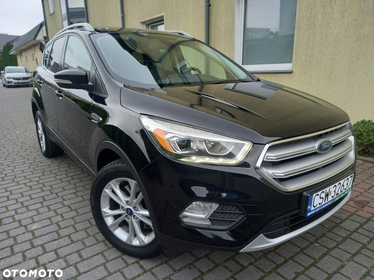 Ford Kuga 2.0 TDCi FWD Titanium Plus - 3