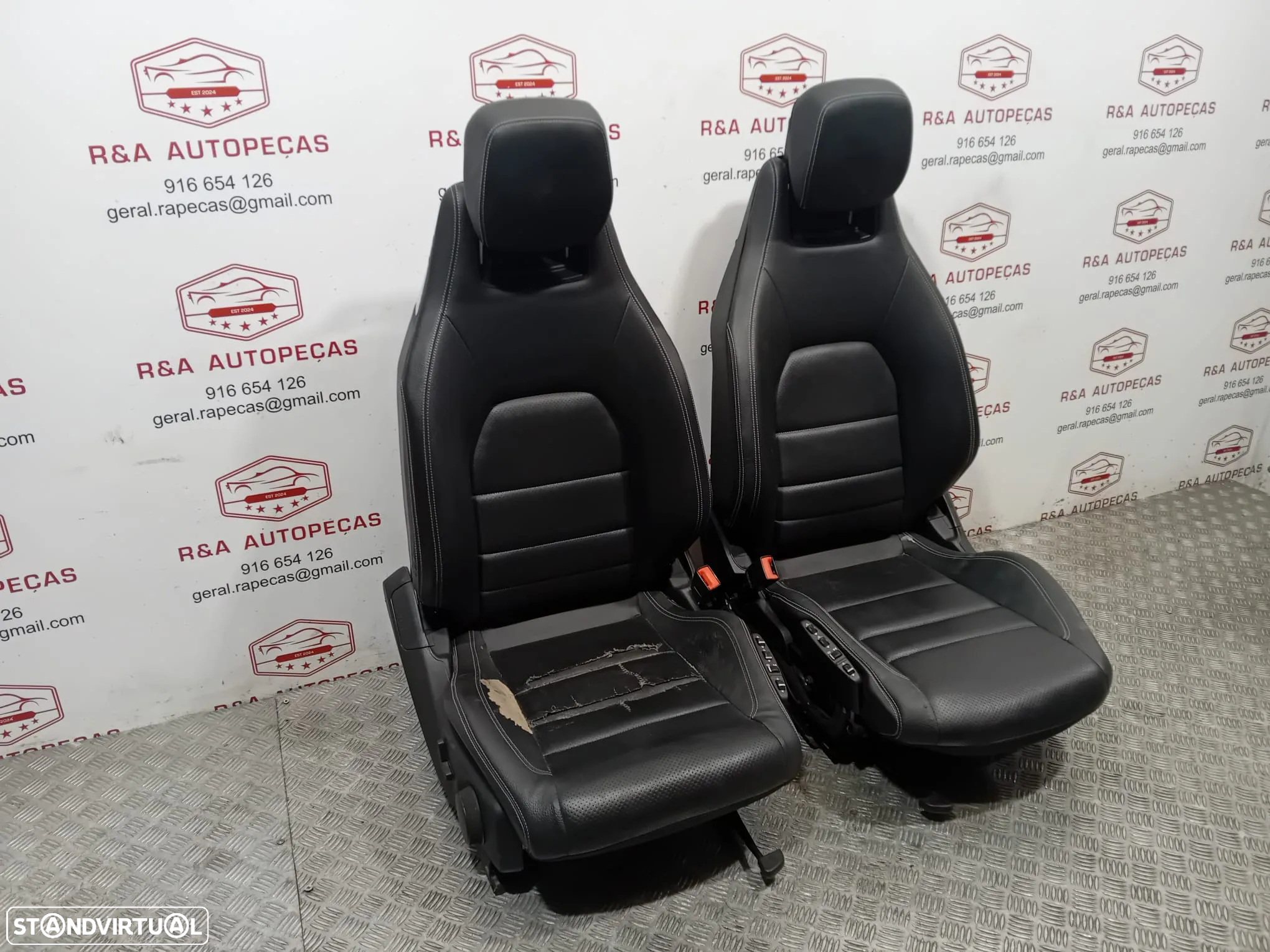 Conjunto de Bancos Mercedes Class E Coupé W207 Elétricos em Pele Original - 10