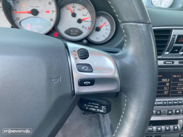 Porsche 911 (997) Carrera 4 S - 14