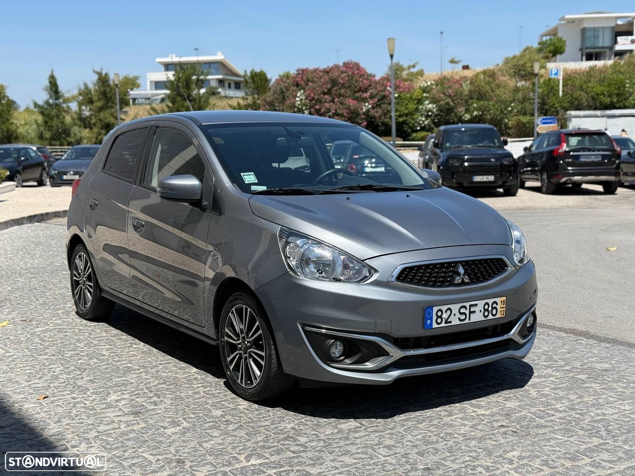 Mitsubishi Space Star 1.2 Intense CVT - 2