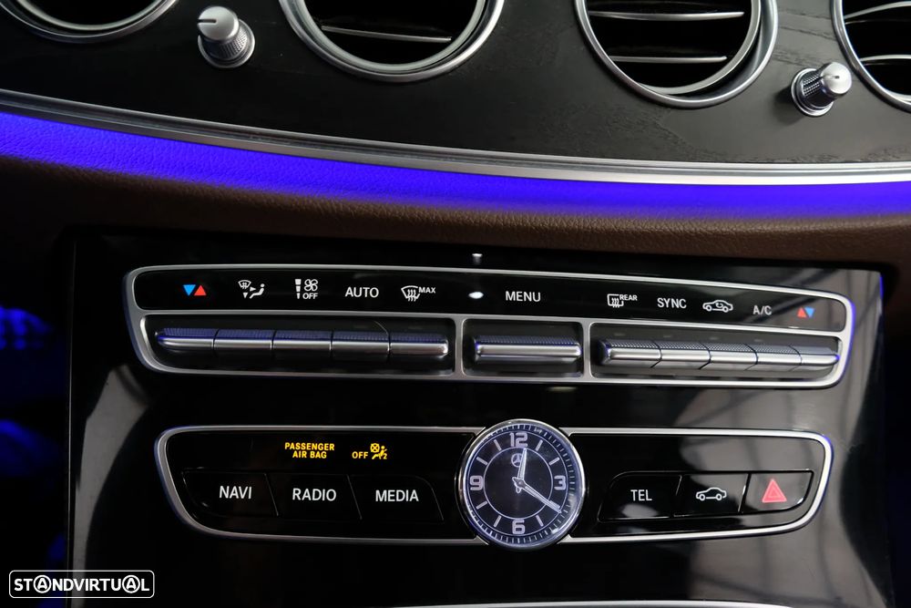 Mercedes-Benz E 220 d 4-Matic All Terrain Avantgarde - 30