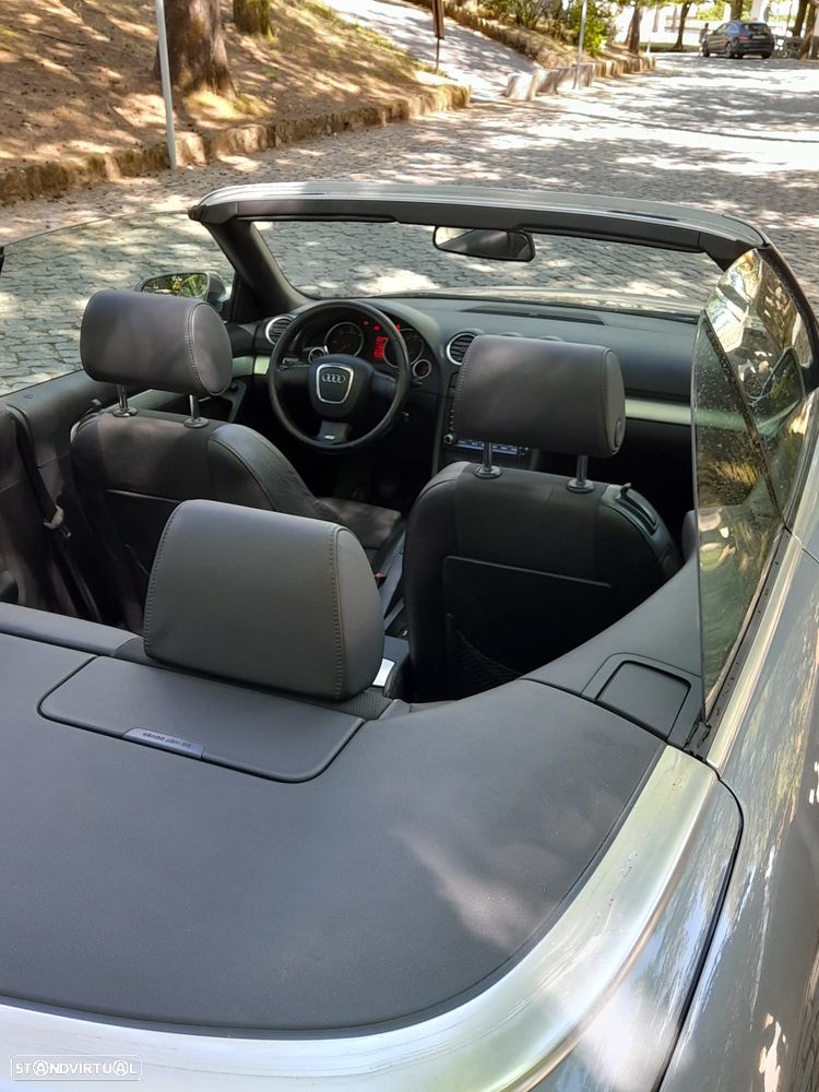 Audi A4 Cabrio 2.0 TDI S-line - 9