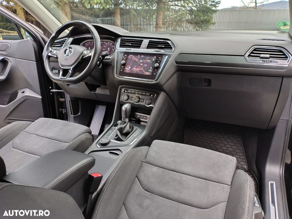 Volkswagen Tiguan - 11