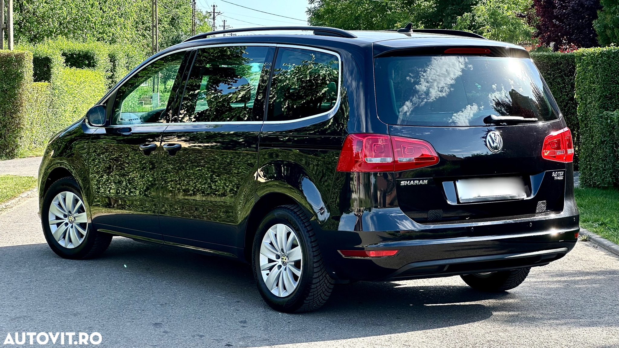 Volkswagen Sharan 2.0 TDI BlueMotion Technology Comfortline - 2