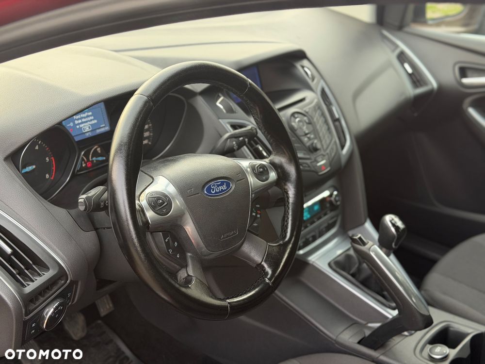 Ford Focus 1.6 TDCi DPF Titanium - 21