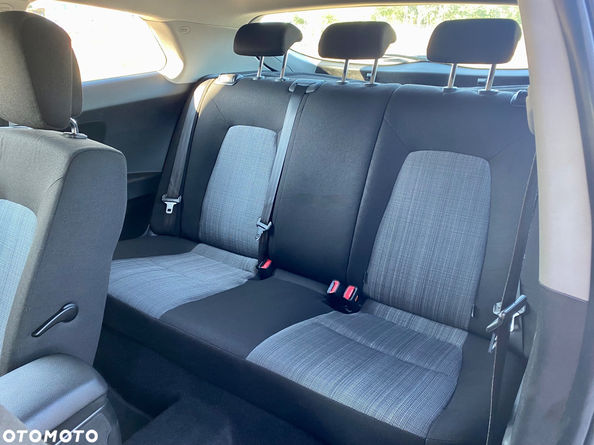 Kia Ceed - 25