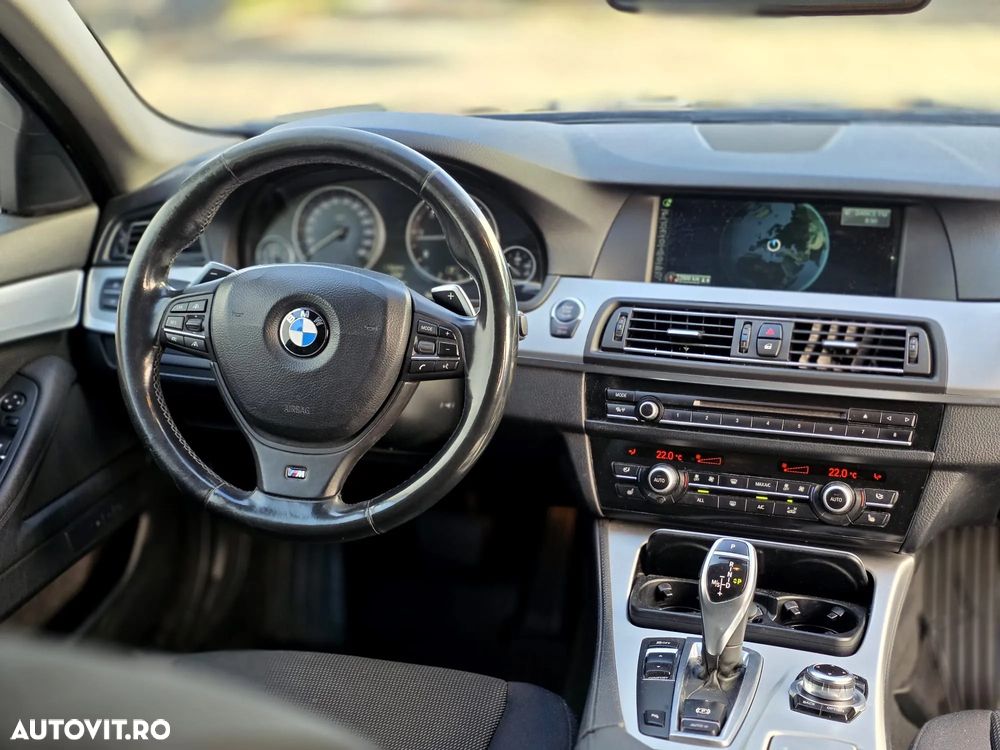 BMW Seria 5 525d xDrive - 5
