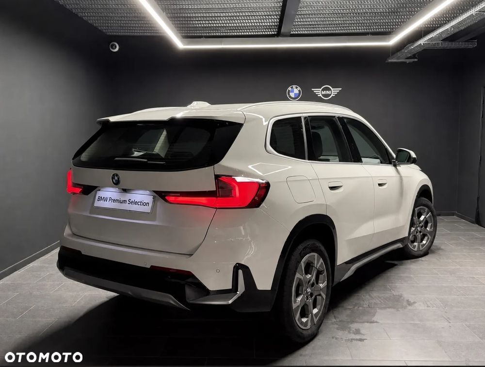 BMW X1 sDrive18i xLine - 3