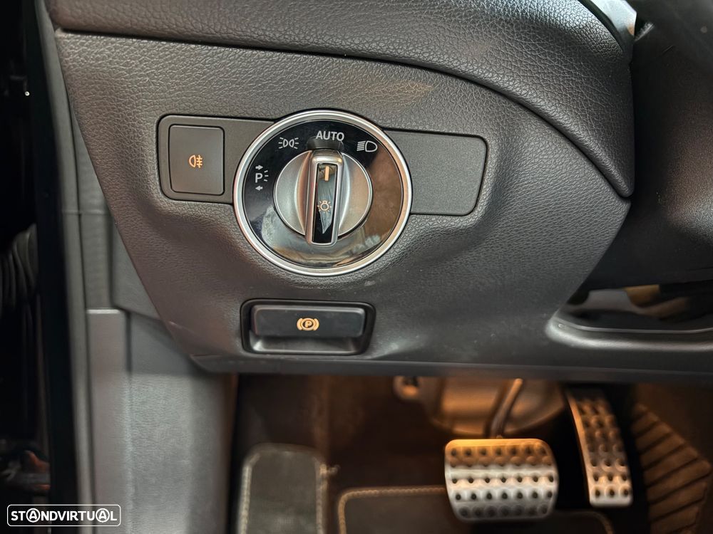 Mercedes-Benz CLA 220 CDI 7G-DCT AMG Line - 47