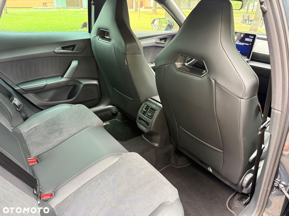 Cupra Formentor 1.5 eTSI mHEV DSG - 35
