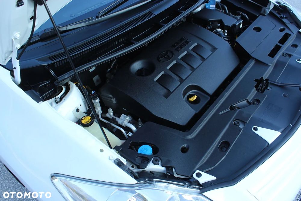 Toyota Auris 1.6 Executive - 35