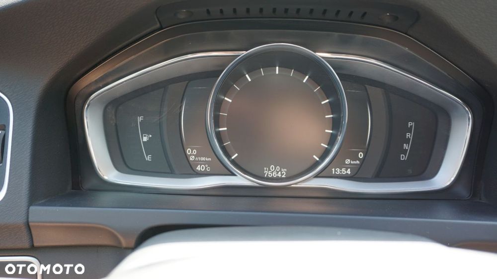 Volvo S60 T5 Geartronic Summum - 18