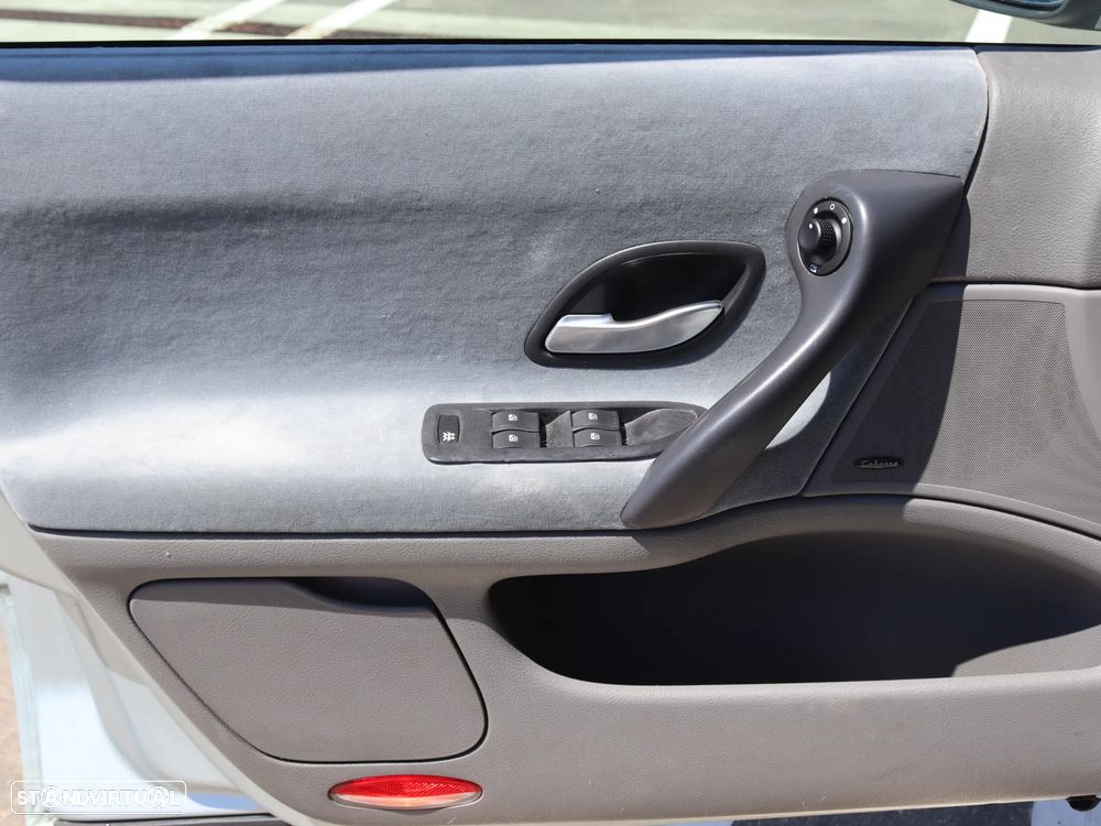 Renault Laguna 1.9 dCi Privilège - 15