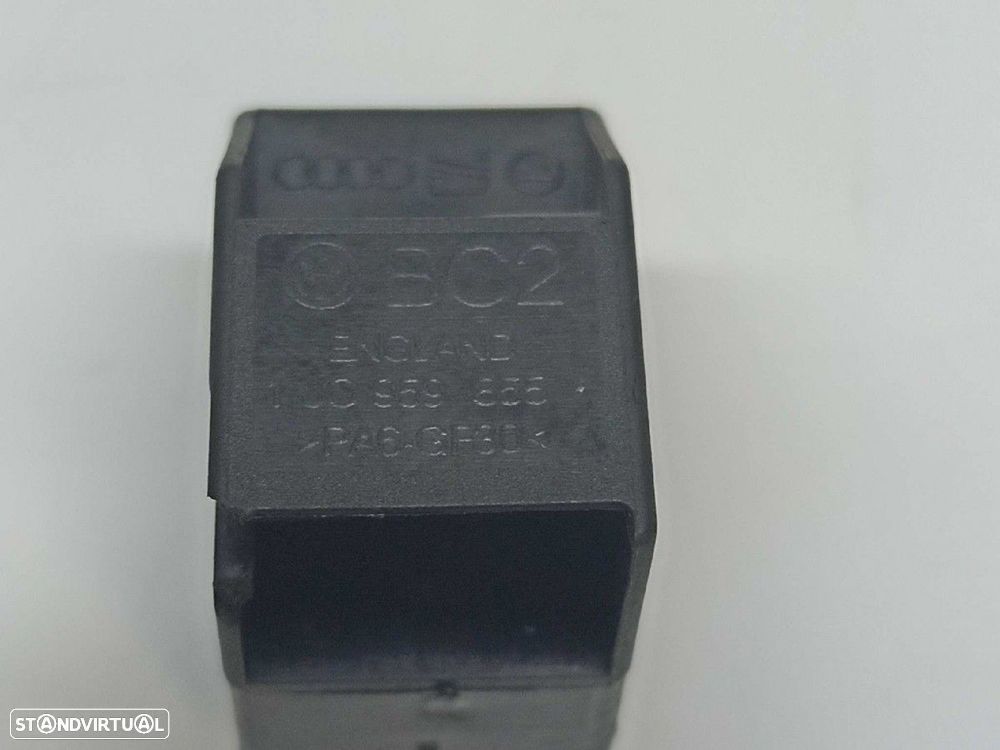 COMANDO DO ELEVADOR FRENTE DIREITO VOLKSWAGEN PASSAT BERLINA (3B2) COMFORTLINE - 3