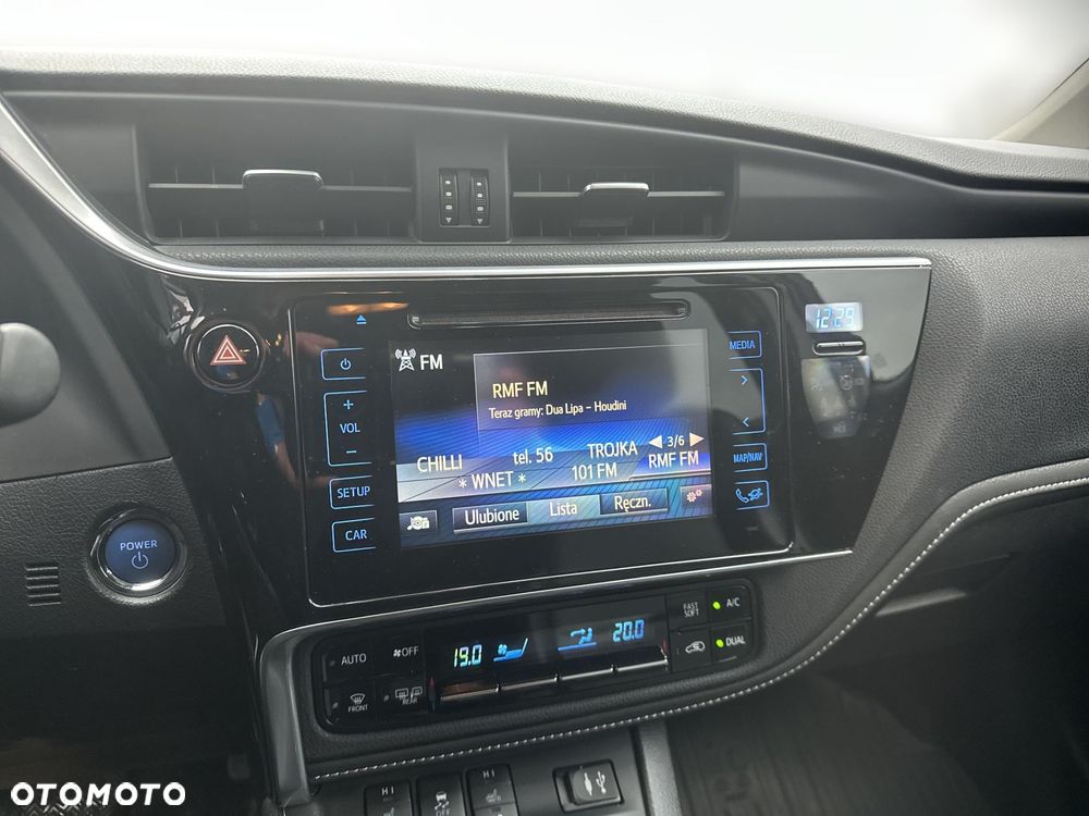 Toyota Auris - 17