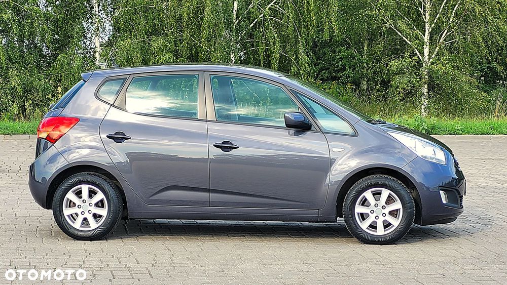 Kia Venga - 13