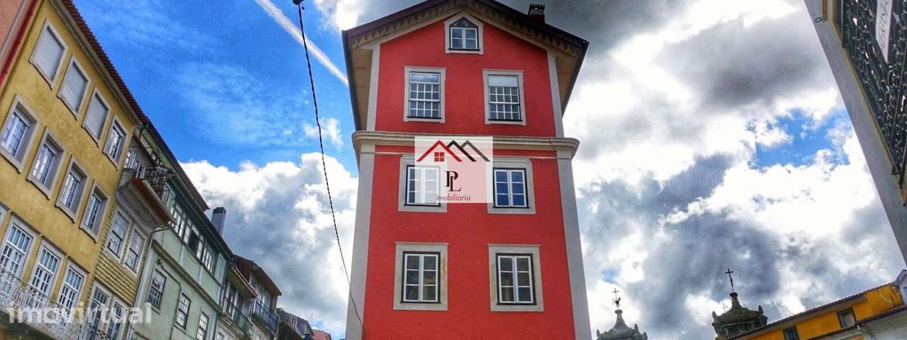 Cede se espaço comercial na Baixa de Coimbra em pleno funcionamento - Grande imagem: 2/2