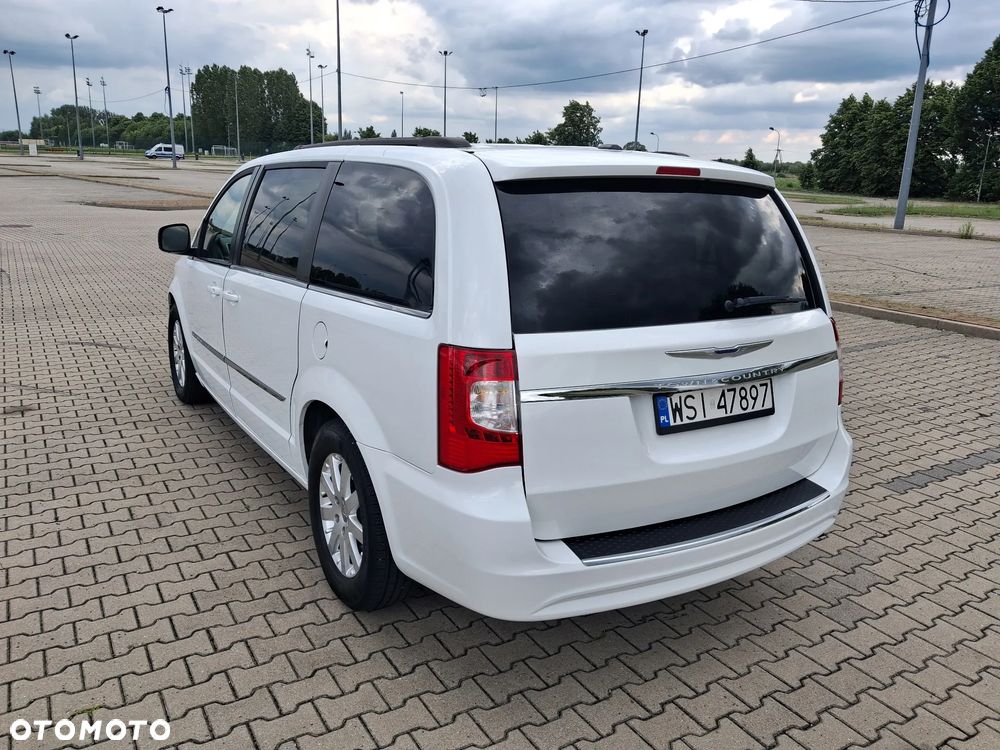Chrysler Town & Country 3.6 Touring - 7