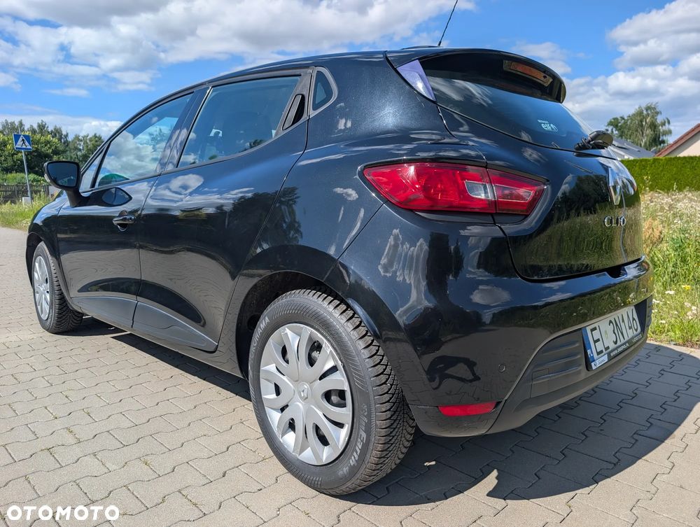 Renault Clio 1.2 16V Life - 12