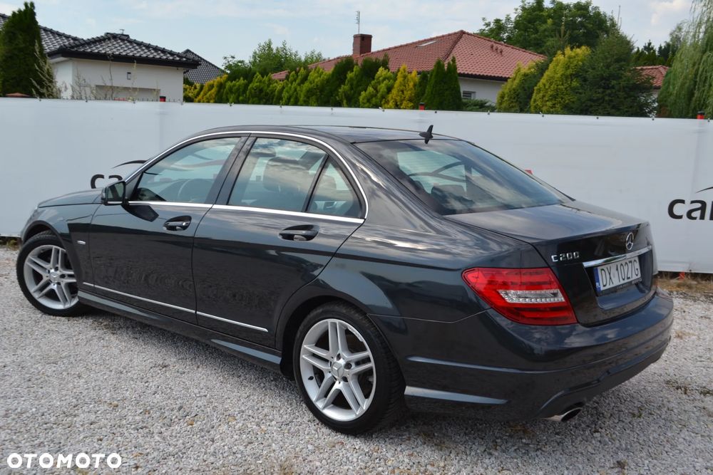 Mercedes-Benz Klasa C 180 CGI BlueEFFICIENCY SPORT EDITION - 8