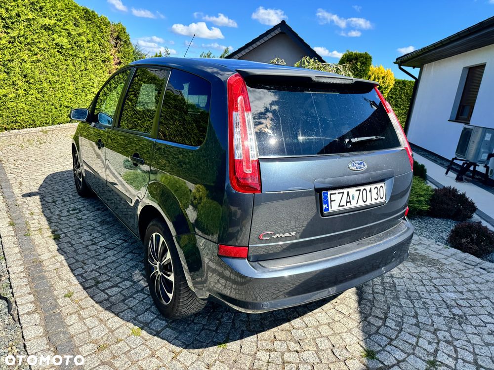 Ford C-MAX - 12