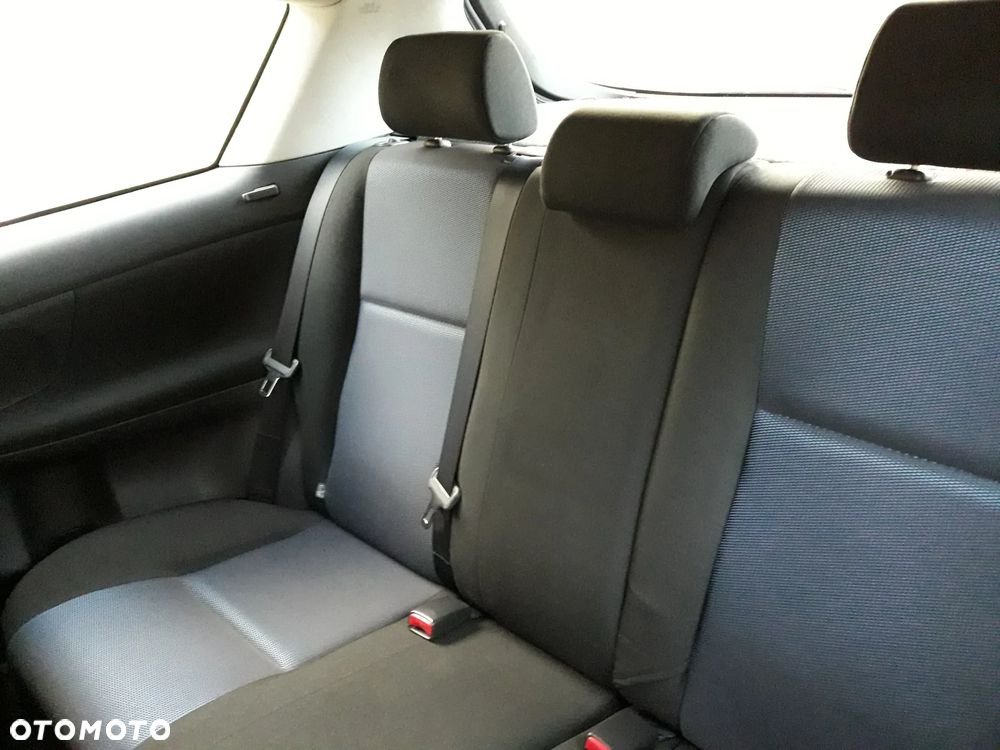 Toyota Corolla 1.6 VVT-i Dynamic - 13