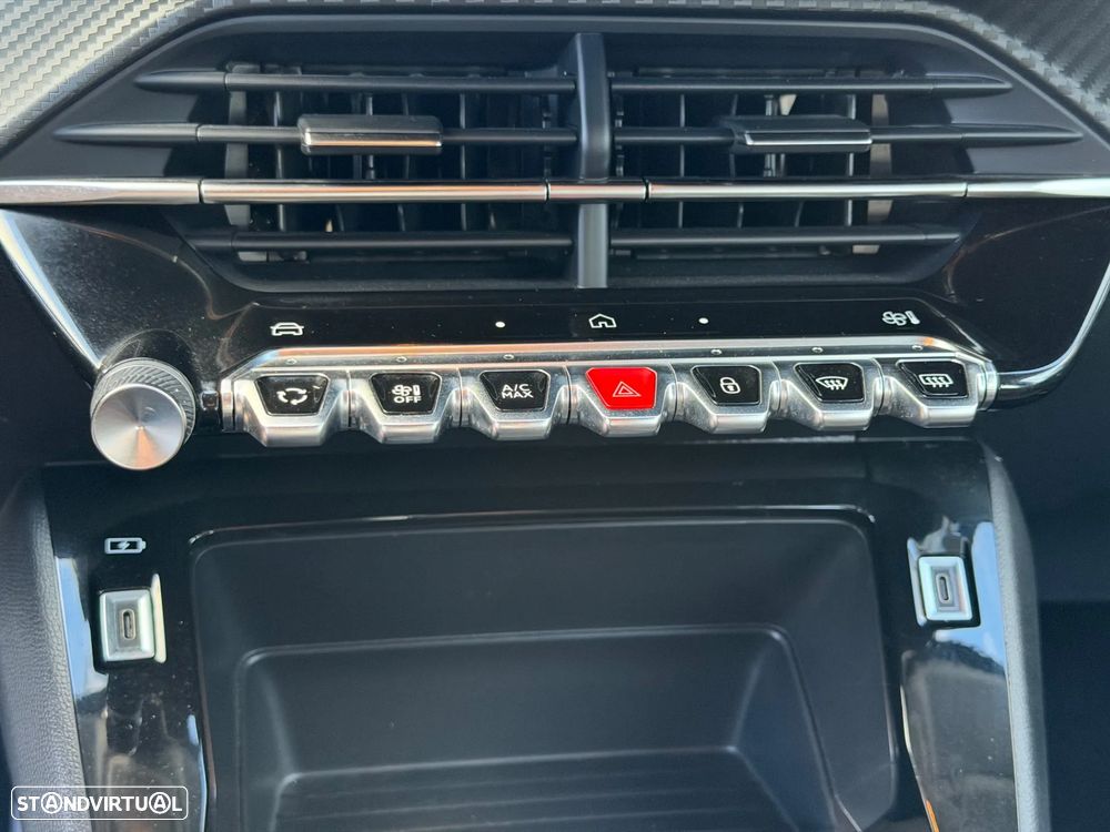 Peugeot 208 1.2 PureTech Active Pack - 14