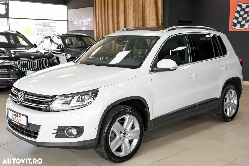 Volkswagen Tiguan 2.0 TDI SCR 4MOTION BlueMotion Technology DSG Sport & Style - 16