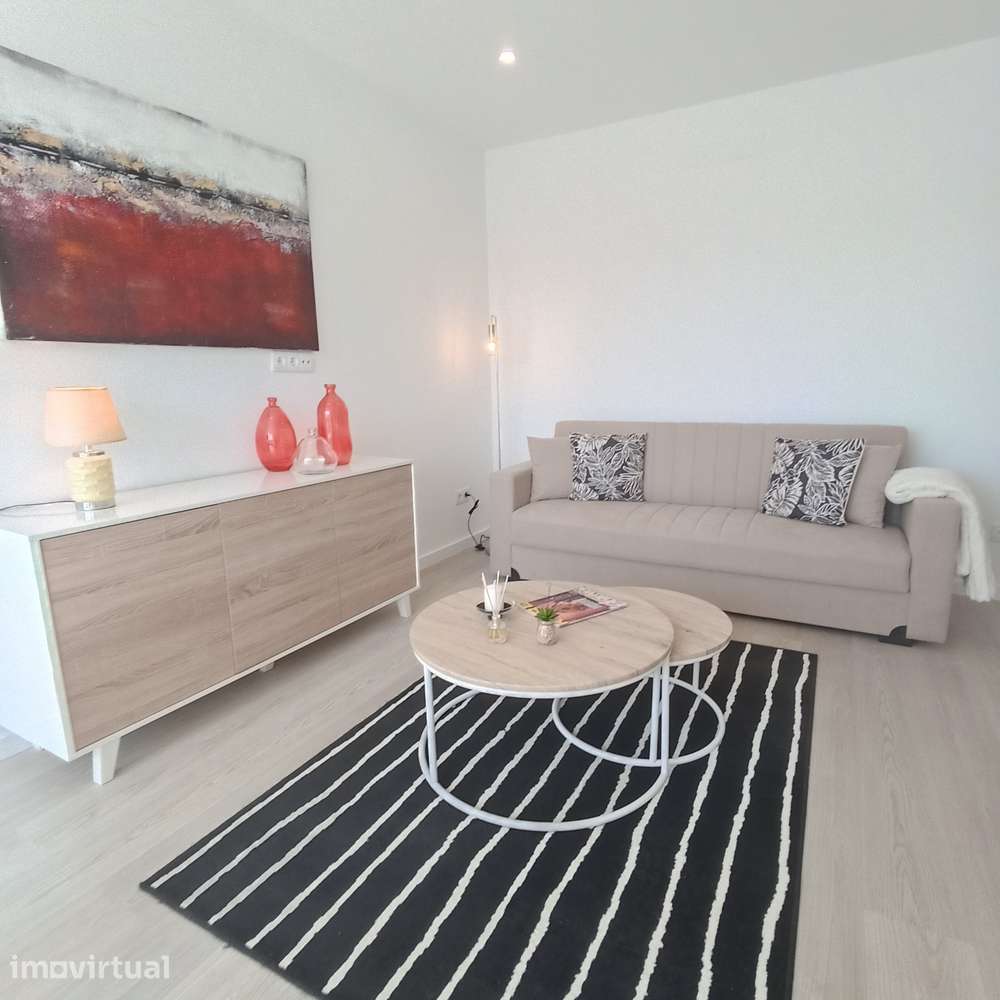 T4 com varanda, pronta a habitar, Lisboa - Grande imagem: 3/13