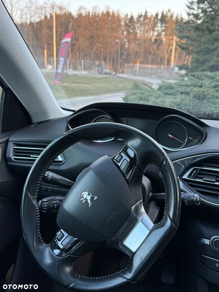 Peugeot 308 - 18