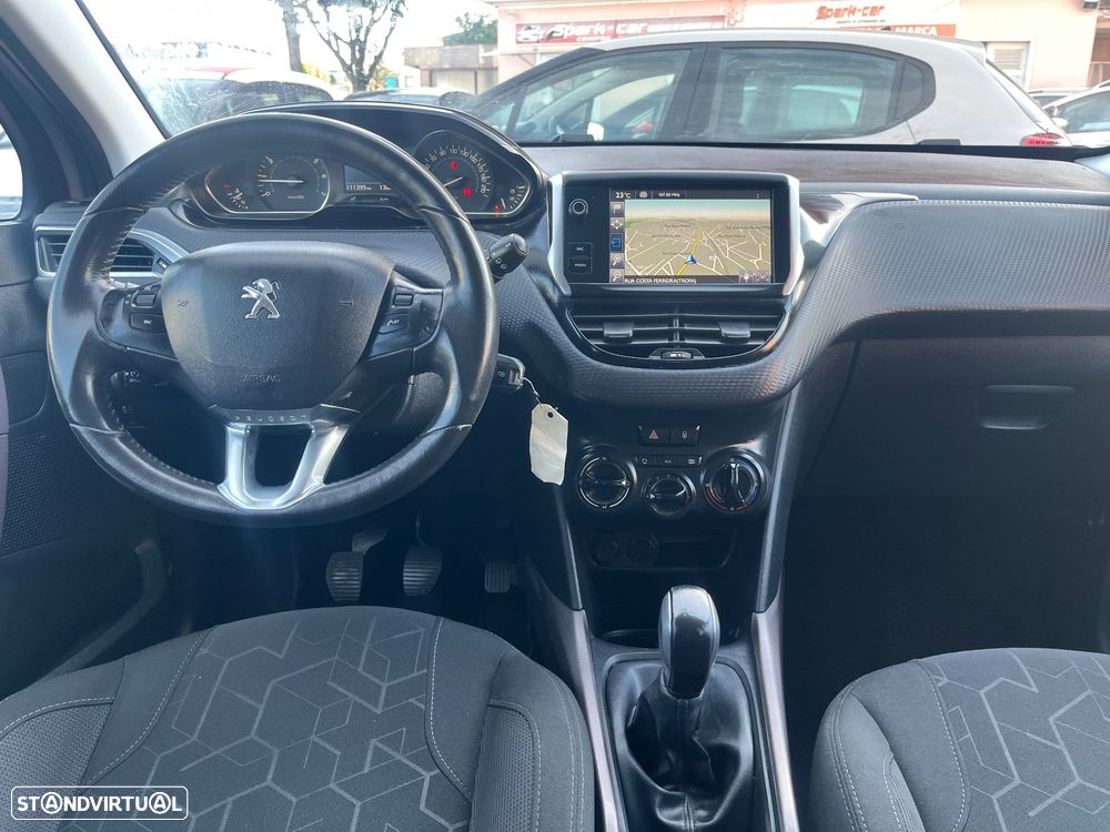 Peugeot 2008 1.2 VTi Allure - 8