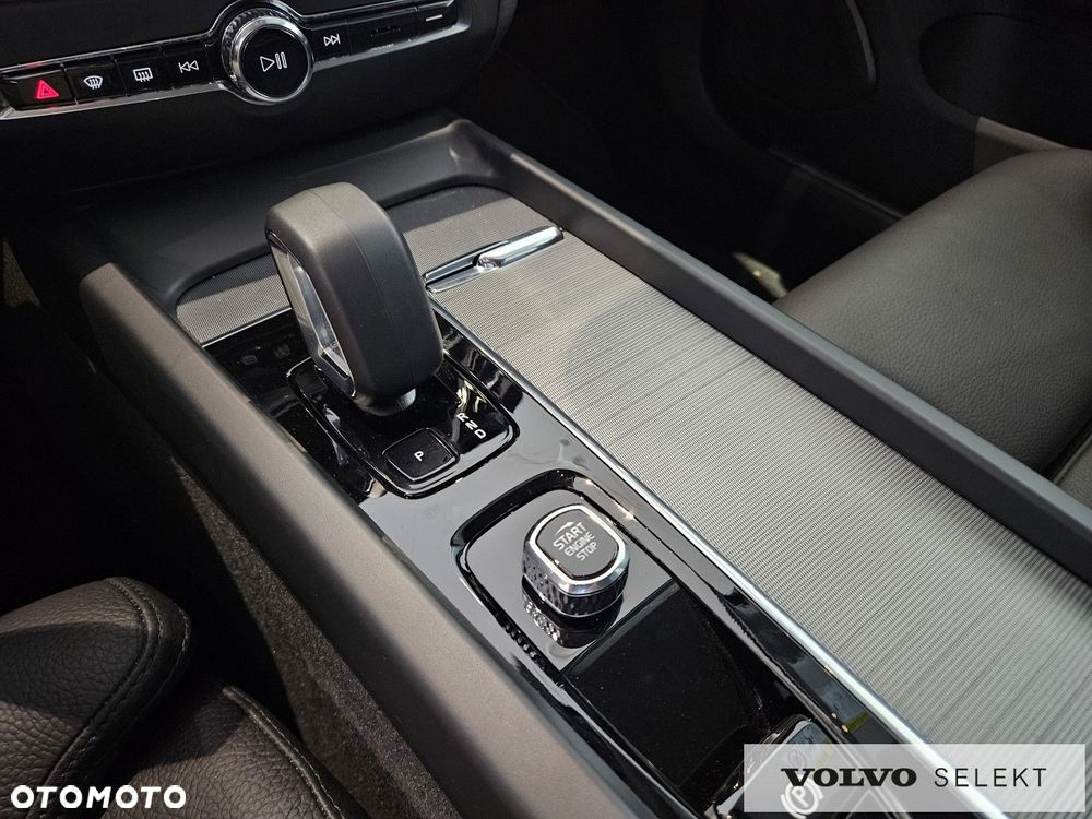 Volvo V60 Cross Country - 21