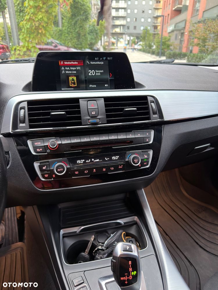 BMW Seria 1 118d Edition M Sport Shadow - 12