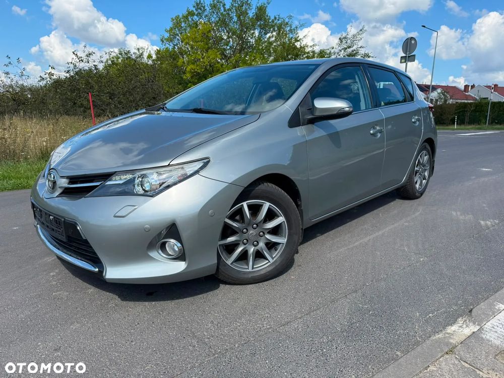 Toyota Auris - 15