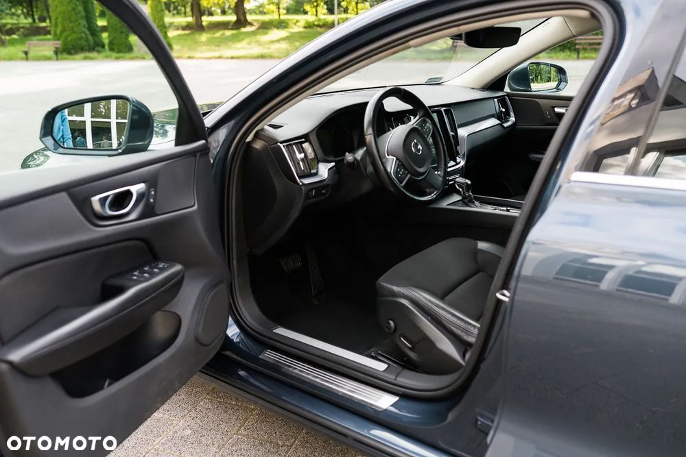 Volvo V60 D3 Momentum Pro - 14