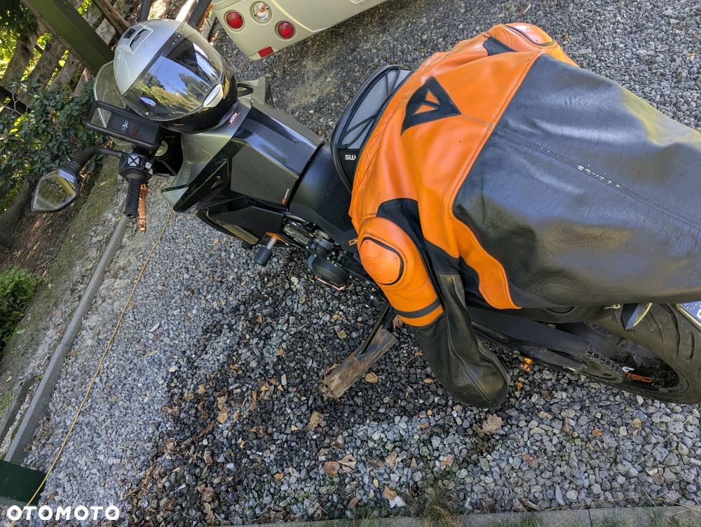 KTM Duke 790 - 21
