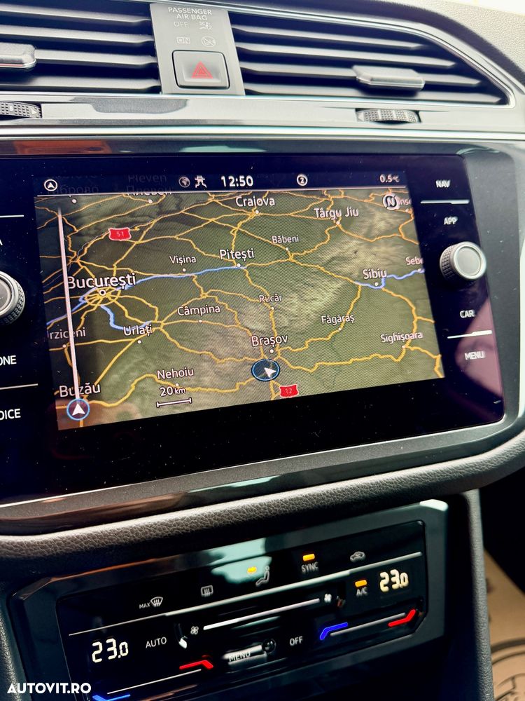 Volkswagen Tiguan - 18