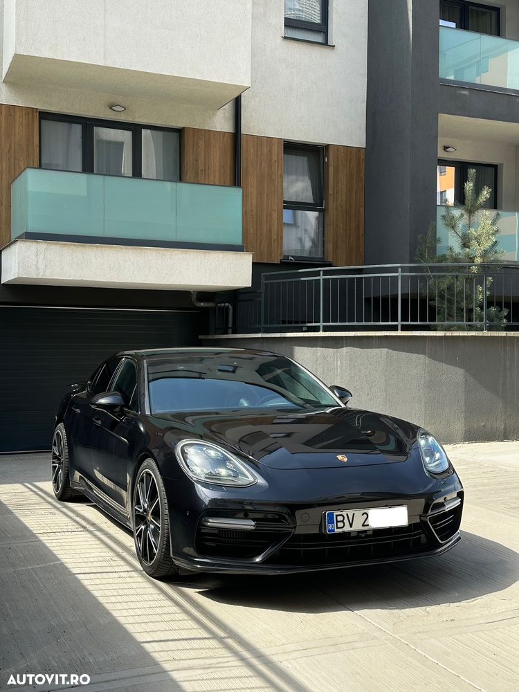 Porsche Panamera Turbo - 9