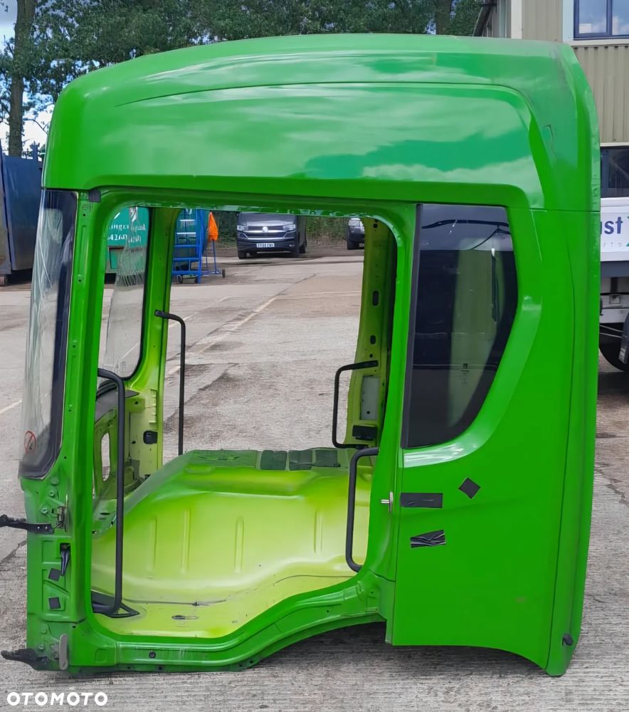 KABINA SCANIA P NGT - 4